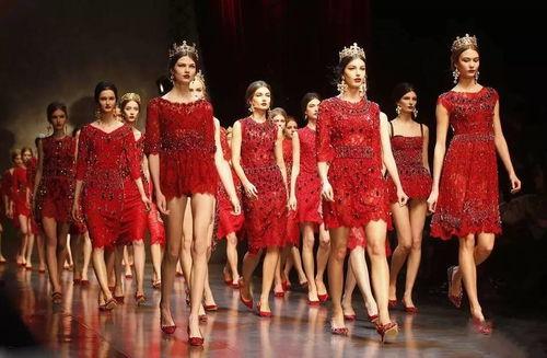 三人走秀爆料视频在线观看,三人走秀爆料视频精彩瞬间回顾